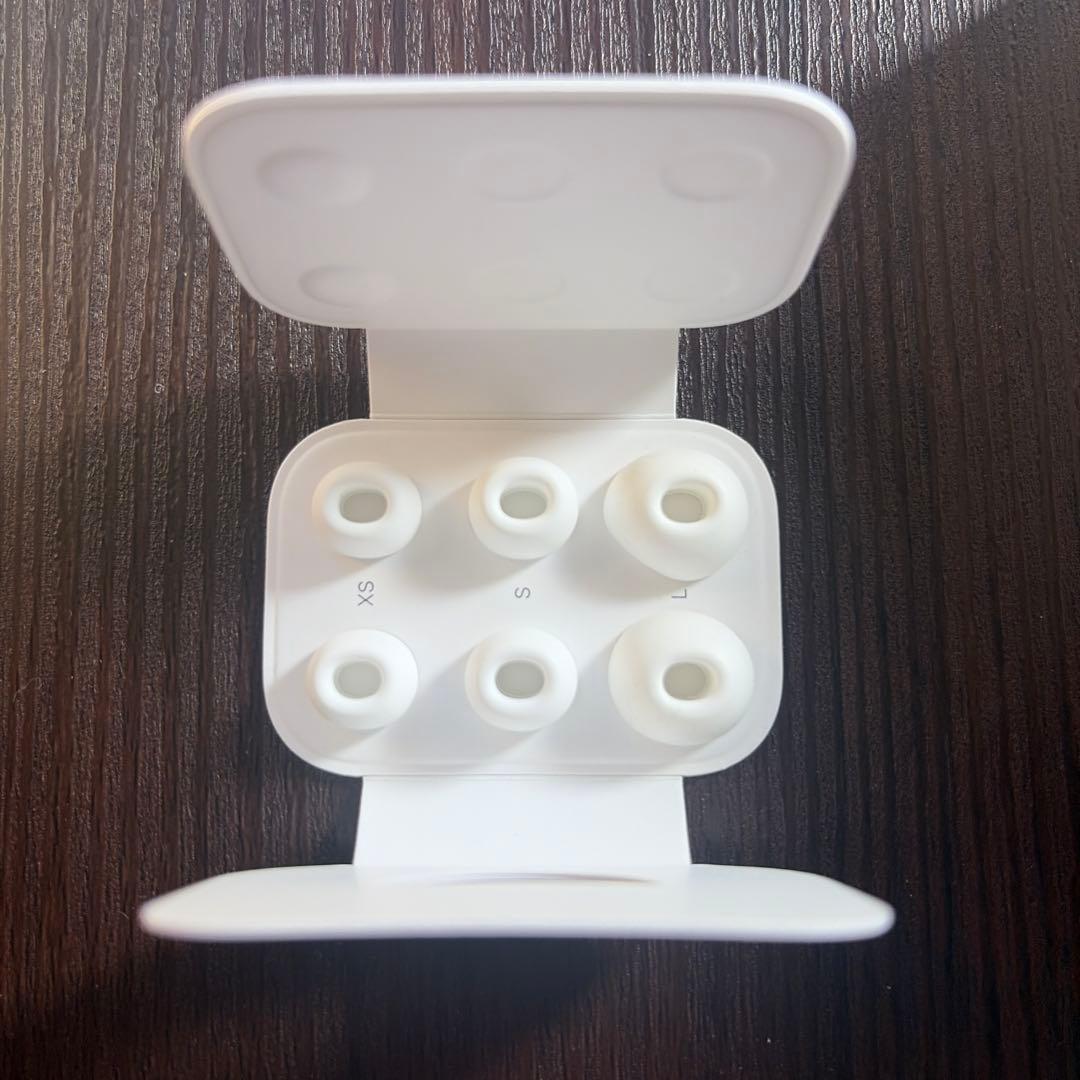 AirPods pro 第2世代　ホワイト 充電ケーブル付き