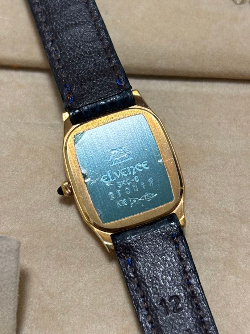 超美品・エルヴェンス　金無垢　18金ゴールド腕時計　刻印入750 ELVENCE