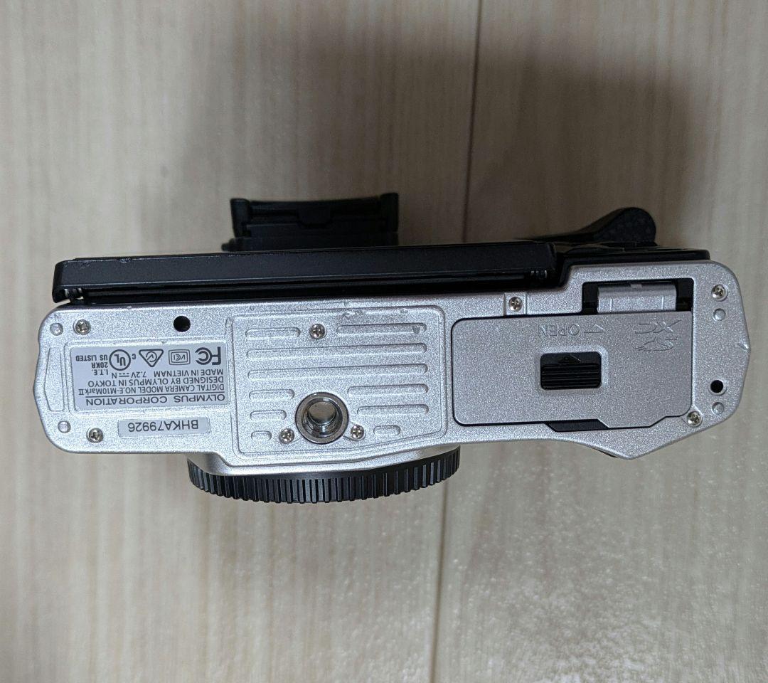 OLYMPUS OM-D E-M10 markⅡ　デジタルカメラ本体【ジャンク】