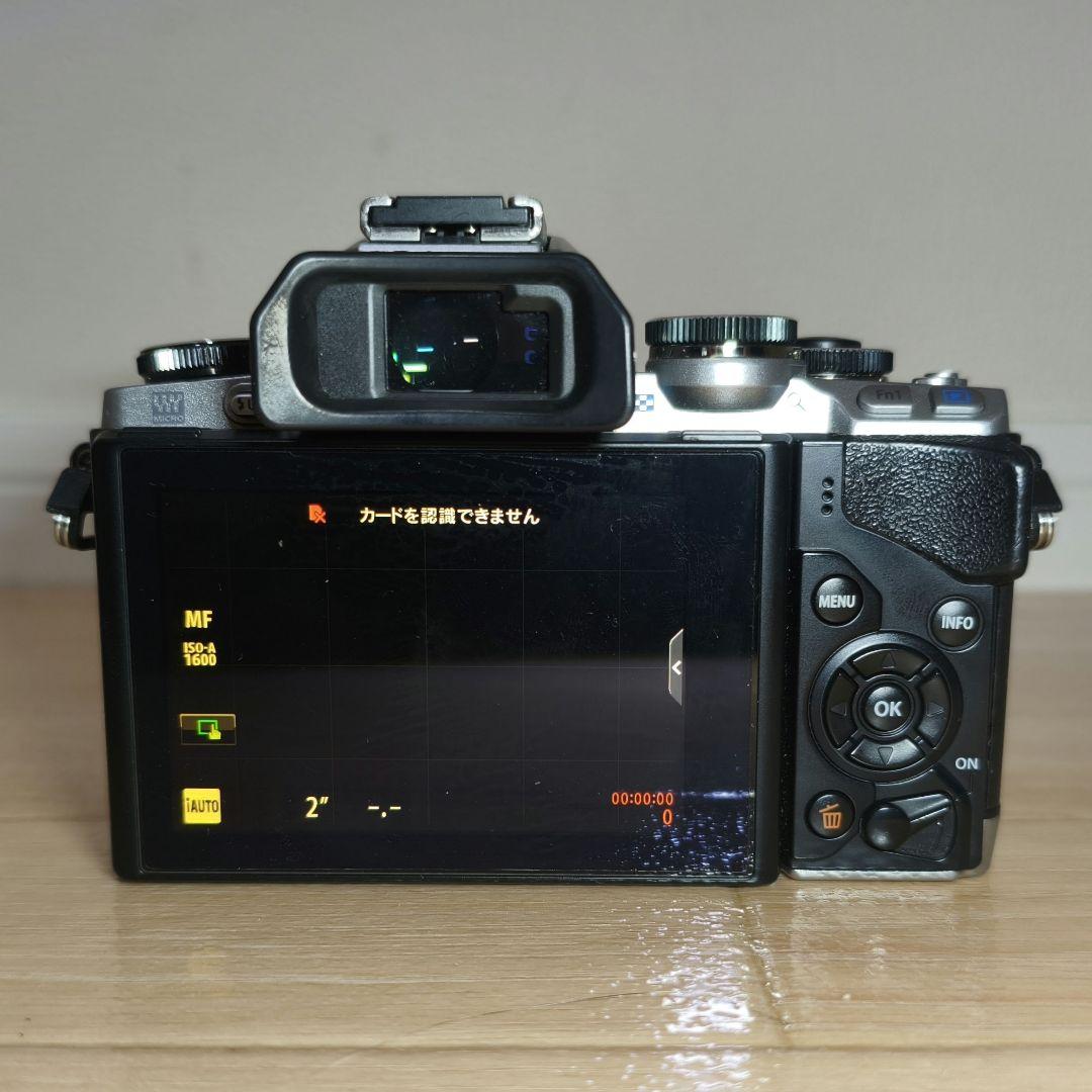 OLYMPUS OM-D EM-10 Marc-Ⅰ ミラーレス一眼カメラ
