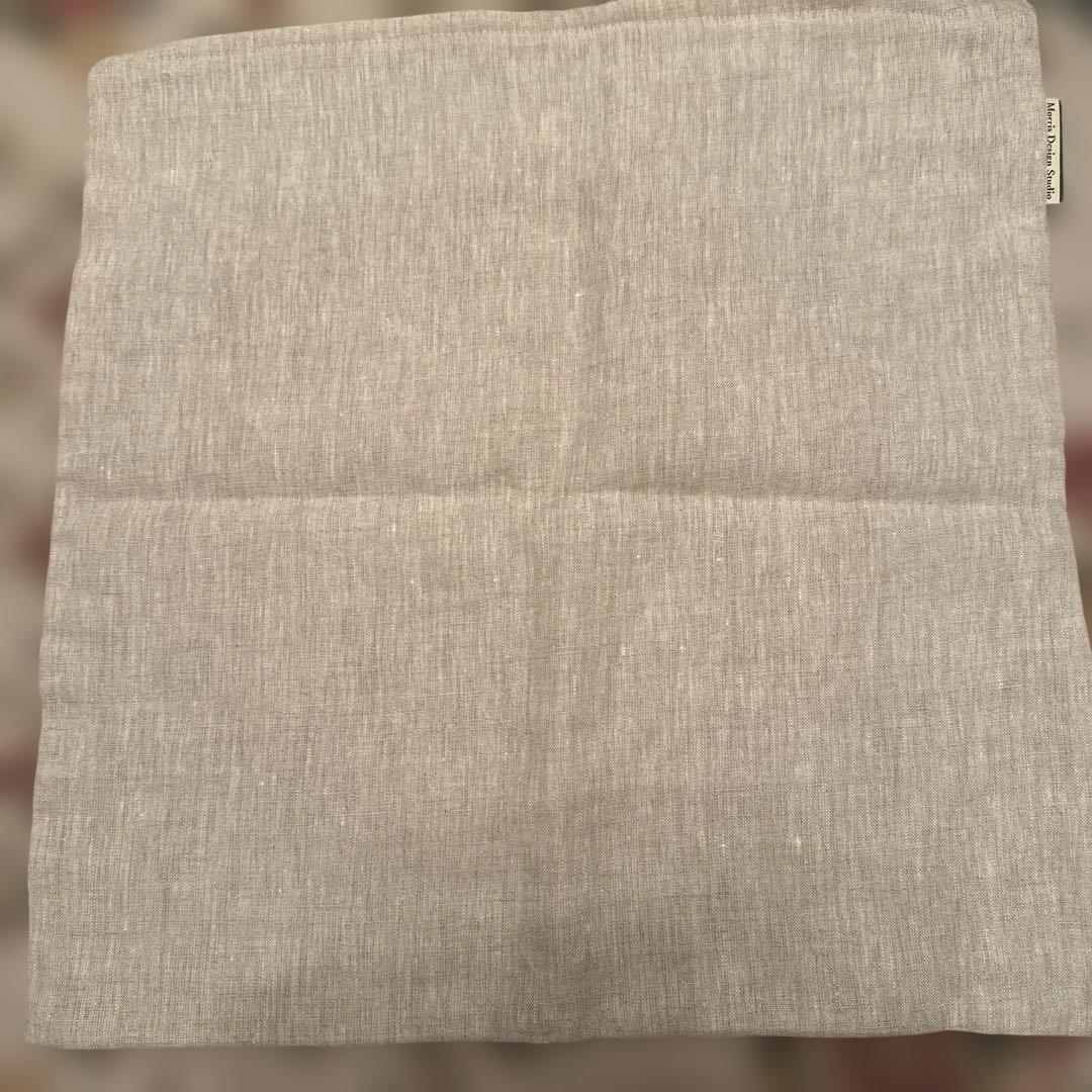 花柄　刺繍　クッションカバー 45x45cm 新品