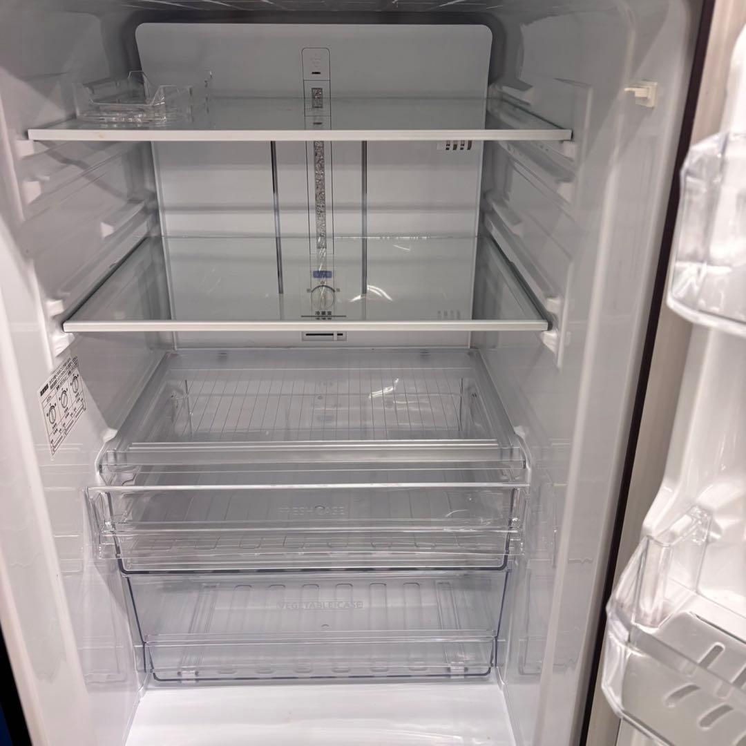 656 関東　冷蔵庫　200L〜300L 小型　中型　右開き　一人暮らし　洗濯機