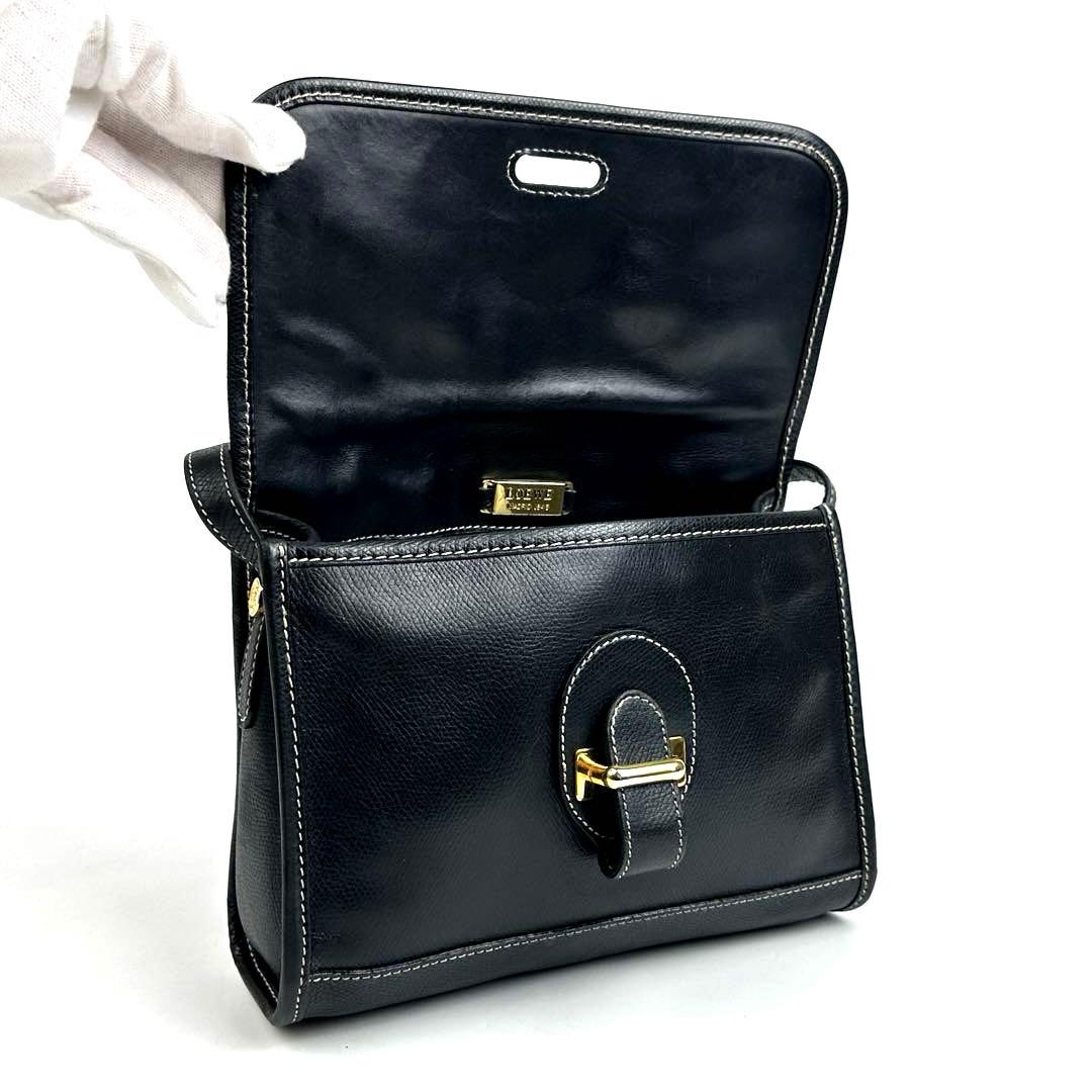 【美品】ロエベ　アナグラム　ショルダーバッグ　ゴールド金具　ステッチ　レザー　黒