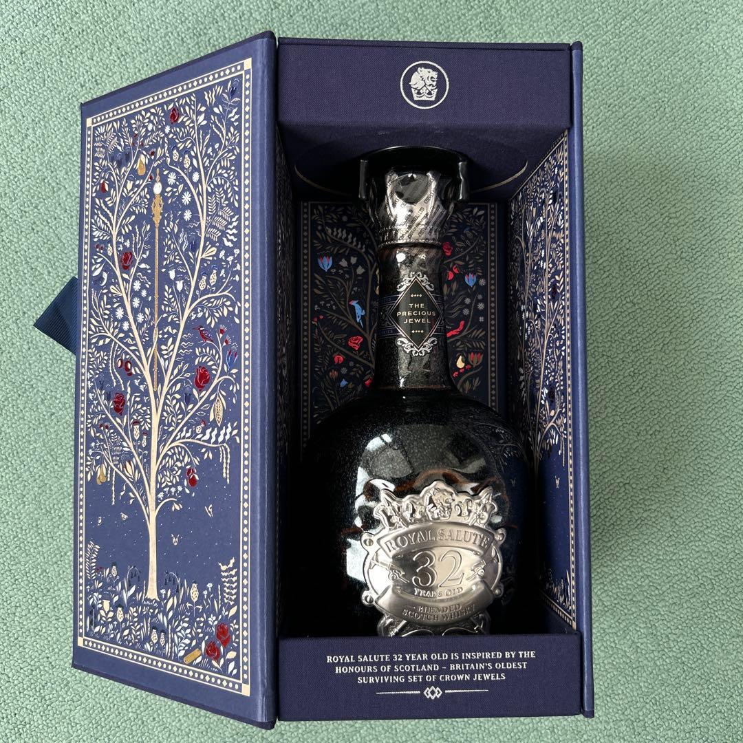 値下げ！ロイヤルサルート32年 プレシャスジュエル