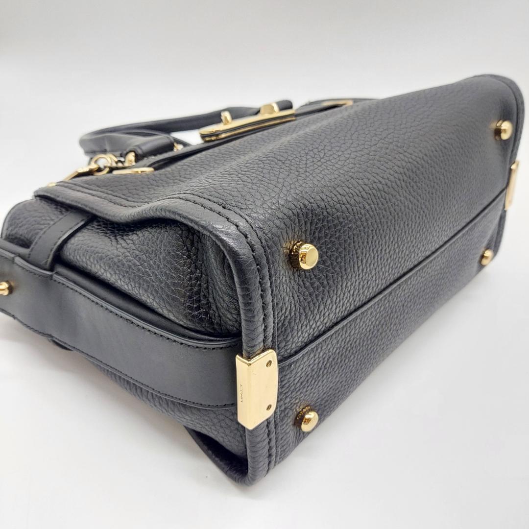 美品　COACH ハンドバッグ　黒　ストラップ　保存袋付き