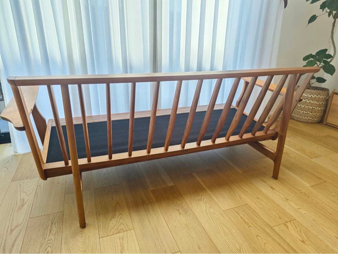 カリモク 木製フレーム ２人掛椅子ロングソファ グレー