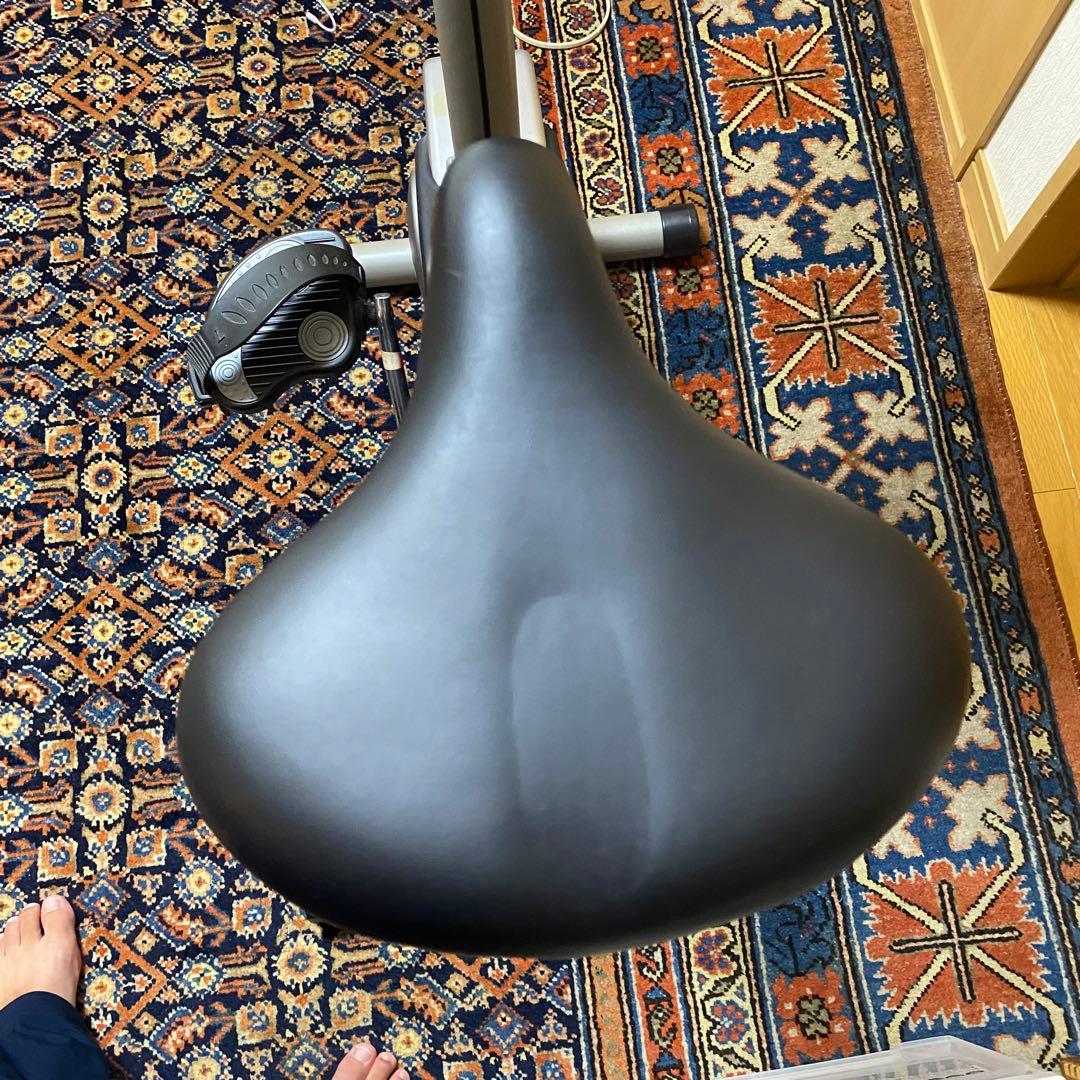 エアロバイク　サイクリングマシン　feelcycle トレーニングバイク