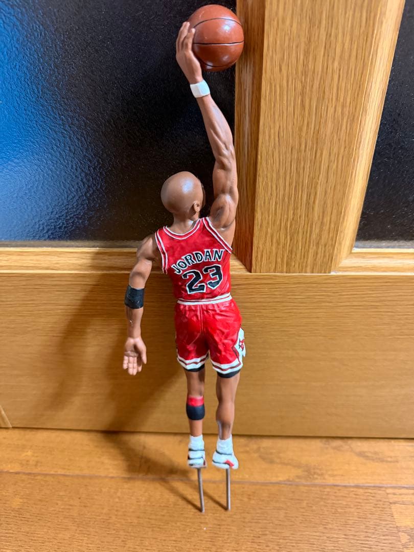 【限定2500体】Michael Jordan フィギュア