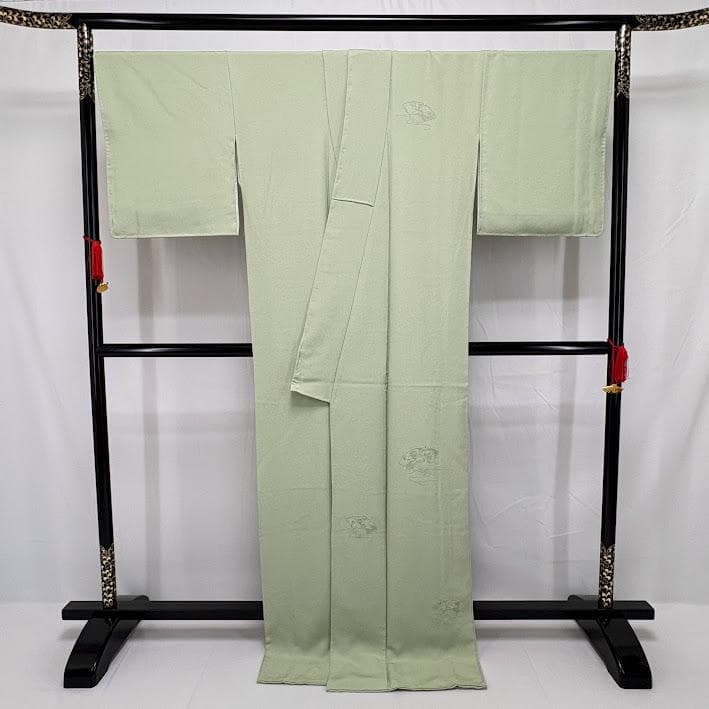 ゆりのはな　付下げ　汕頭刺繍　扇子柄　ちりめん　トール　薄山葵色　正絹　H609