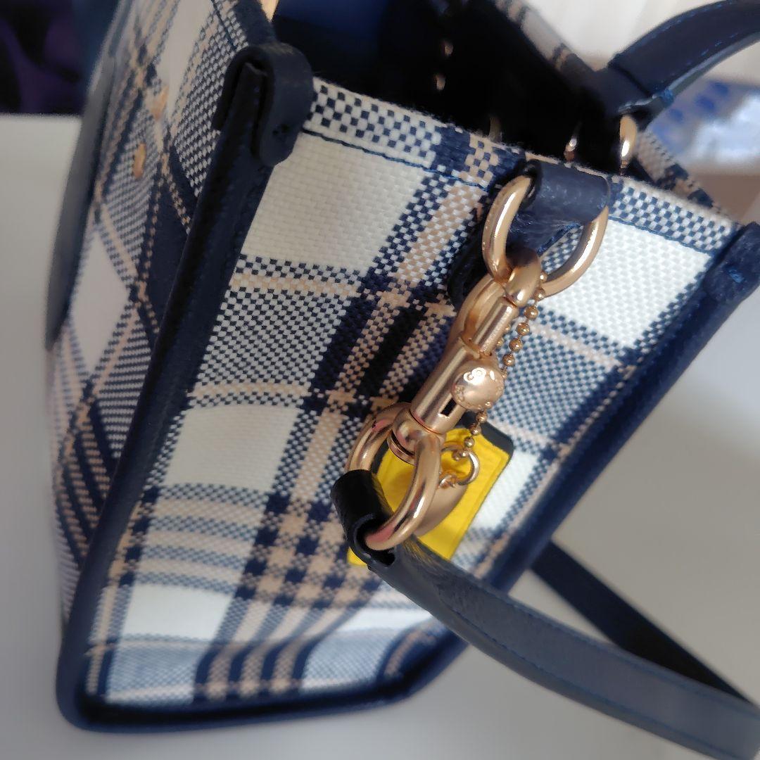 COACH チェック柄ショルダーバッグ