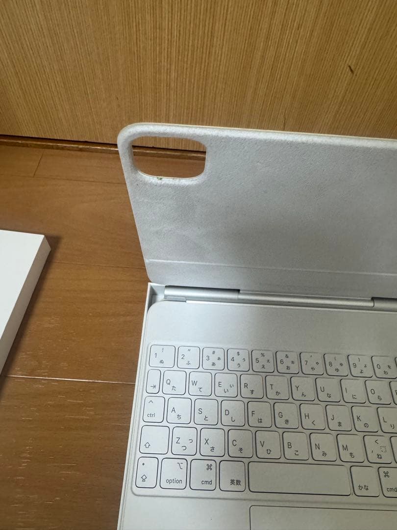 Apple iPadPro 11インチ　Magic keyboard A2261