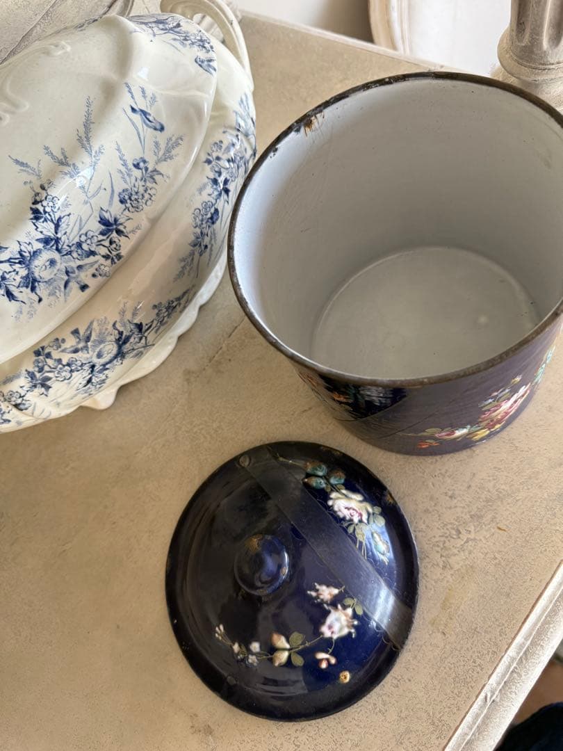 フランスアンティークレアなネイビーのお花柄cafeキャニスター蓋付き容器