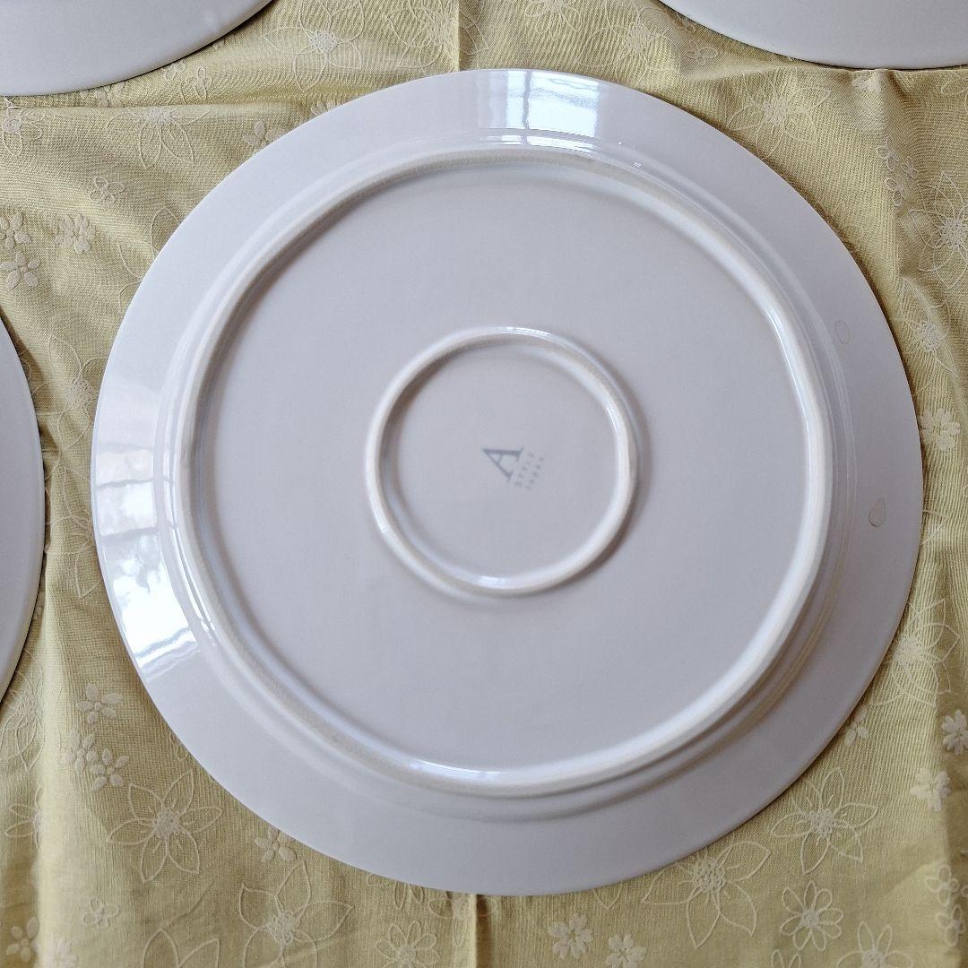 aito製作所　tint　白い食器セット