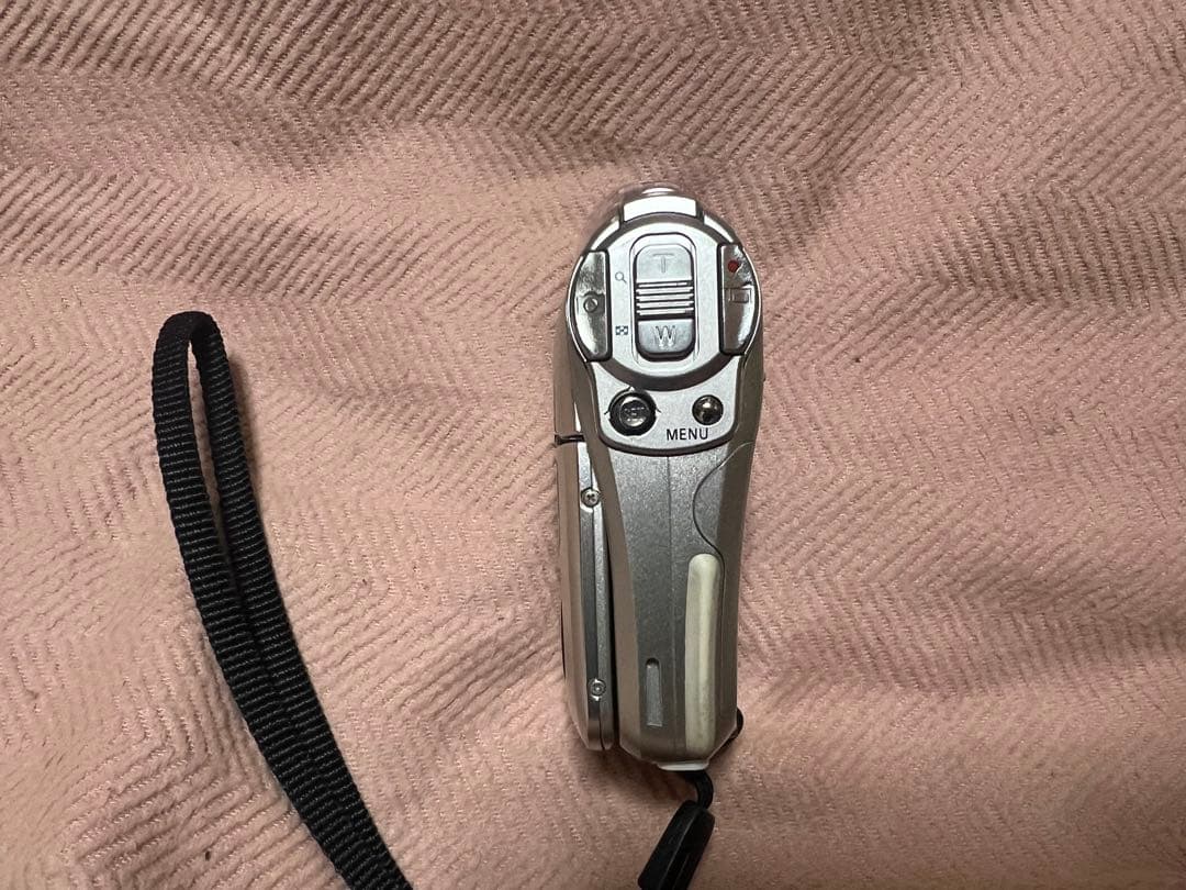 SANYO サンヨー　Xacti デジタルムービーカメラ　DMX-C4