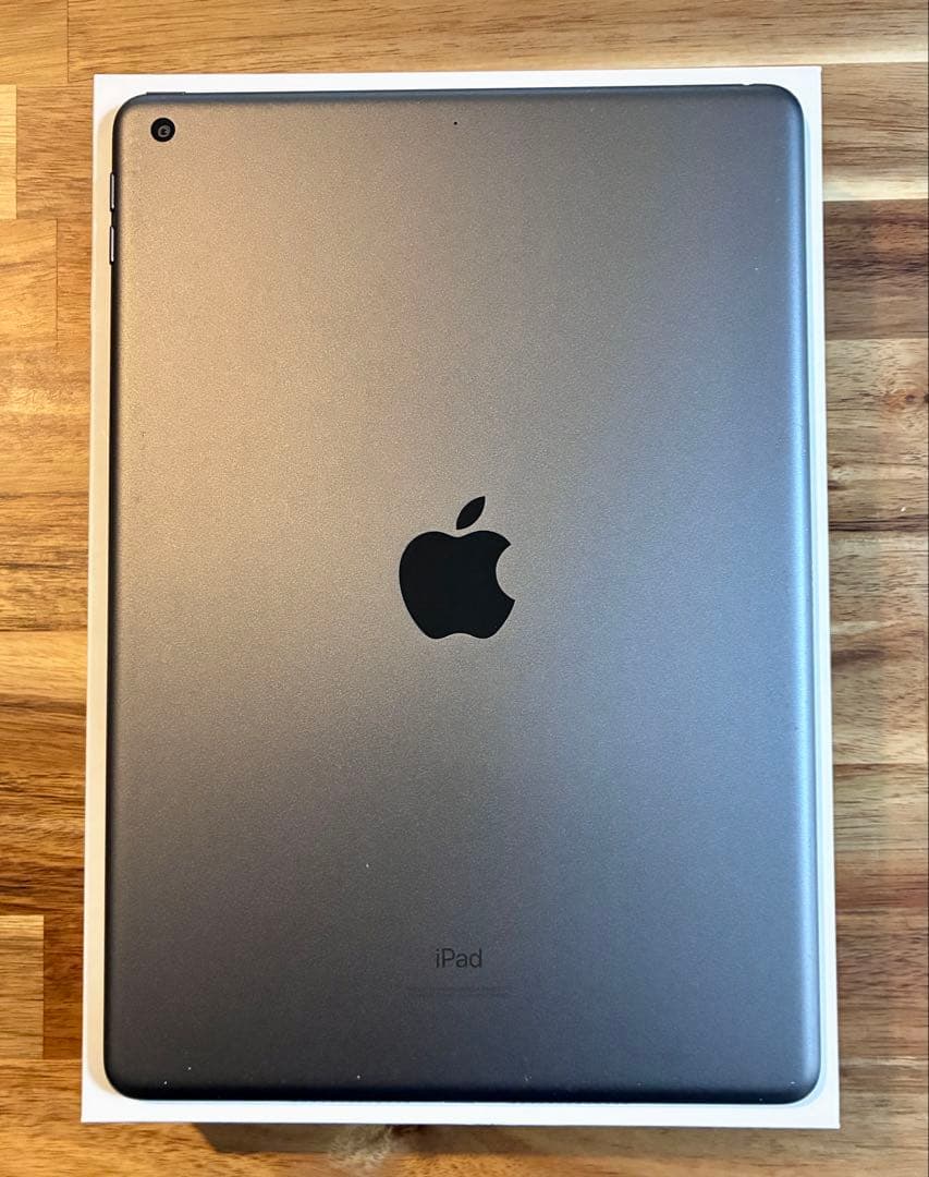 Apple iPad 8世代 スペースグレー 32GB