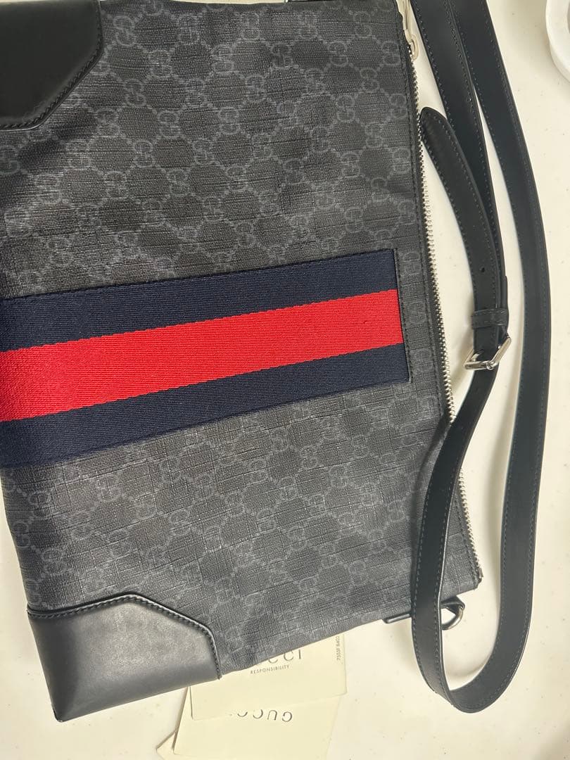 GUCCI GGスプリームキャンバス×レザー