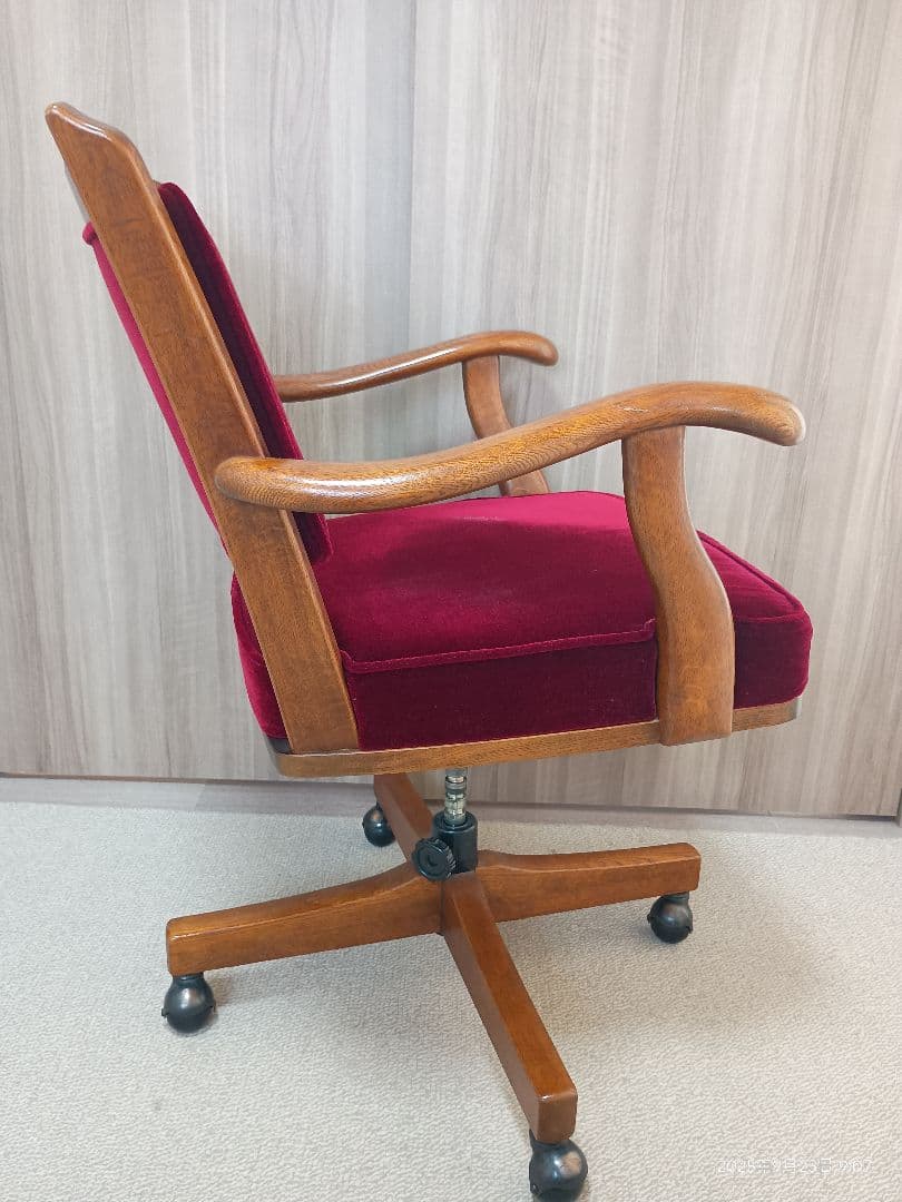 【週末値引】カリモク コロニアル デスクチェア ベロア赤【最大値下】