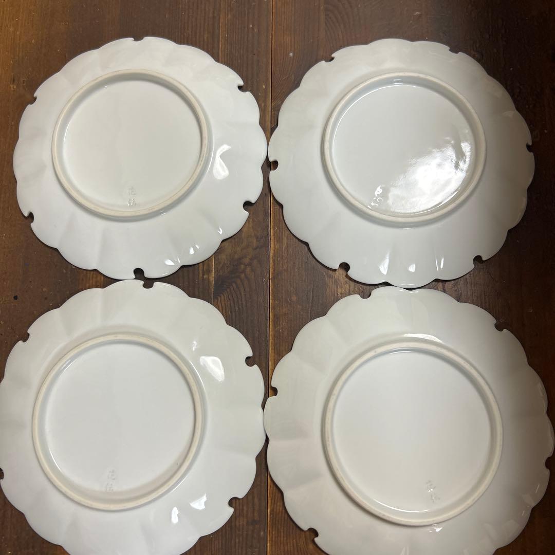 有田焼 白磁　彫雪月花文　花伝作　銘々皿　４枚