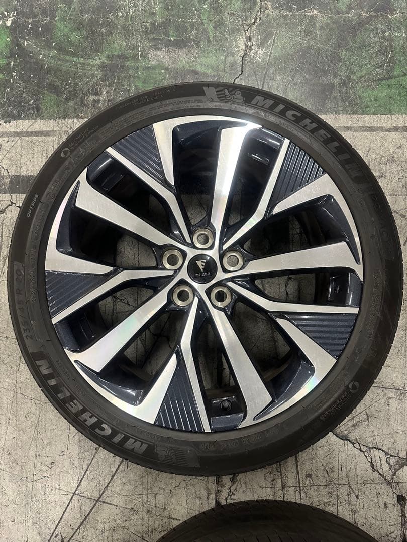 LP21　40アルファードモデリスタ20インチ ホイール1本ですタイヤ付き