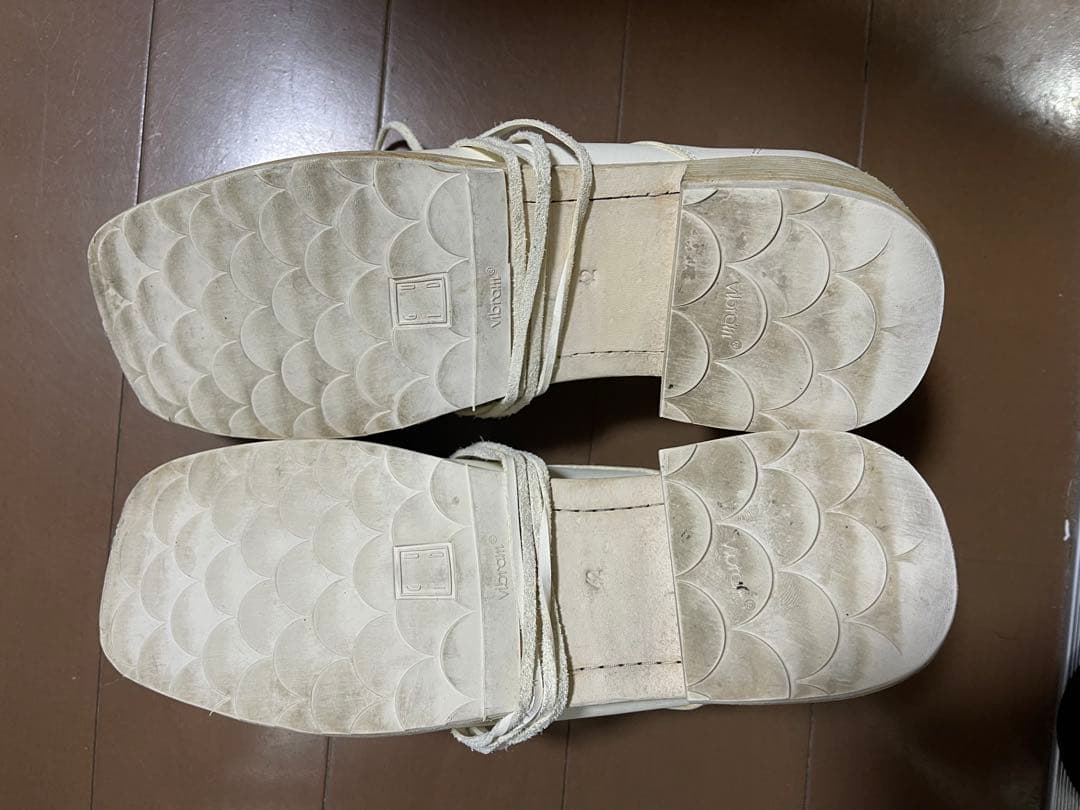 極美品　GUIDI 9082白色のレザーダービーブーツ