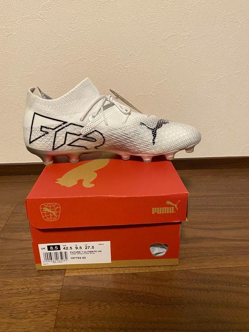 値下プーマ サッカースパイク FUTURE 7 ULTIMATE HG 27.5