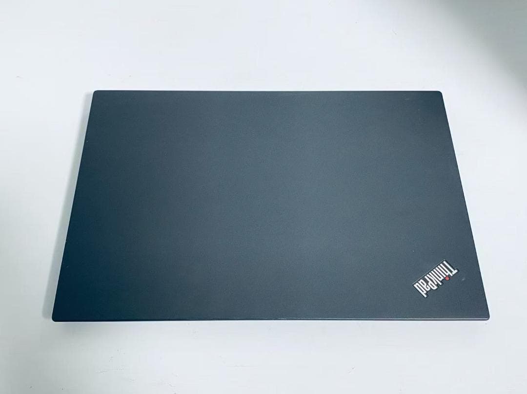 c*い様 Z18 ThinkPad i7-10610U /32GB /SSD1T