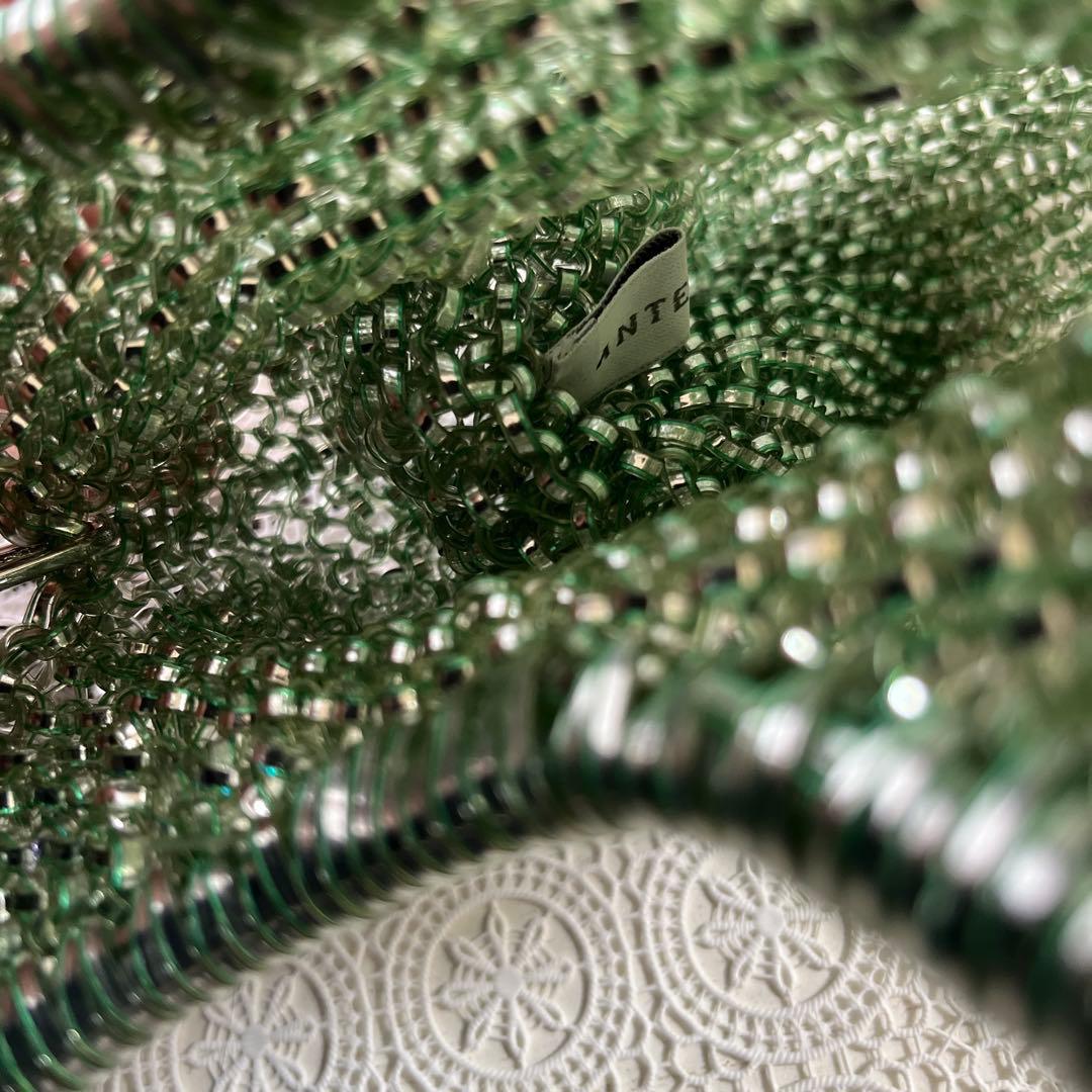 薄グリーンの可愛いアクセ付きアンテプリマの2wayショルダー