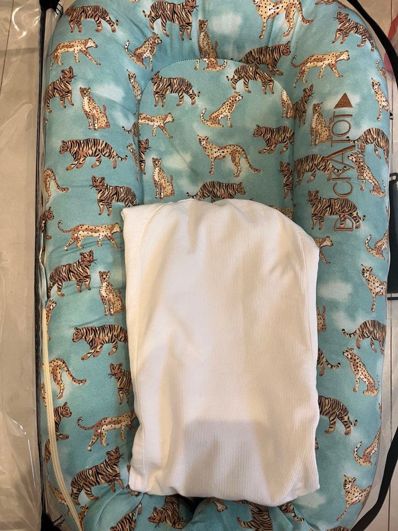 DOCKATOT deluxe+ ベビーベッド　替えカバー付