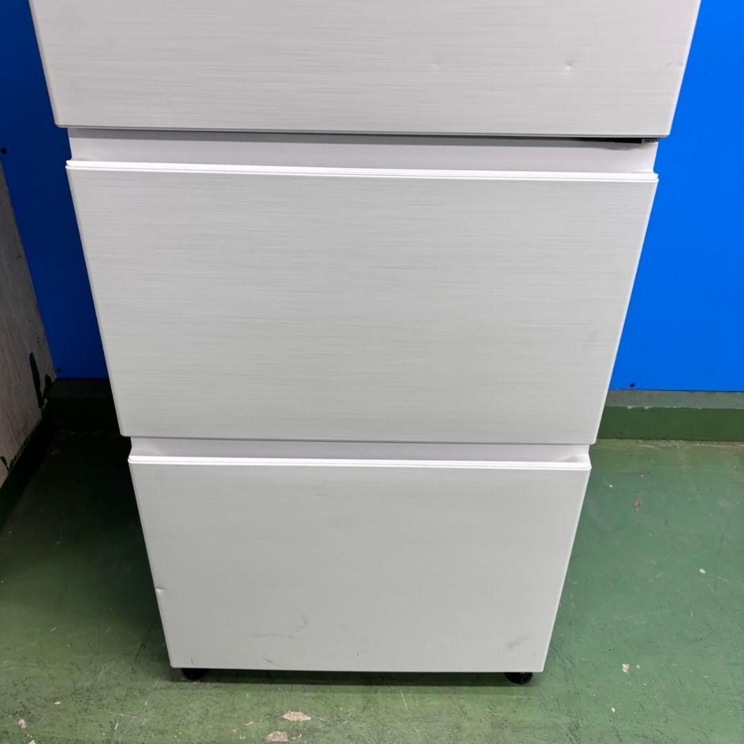580日立　24年製　大型冷蔵庫　300L以上　自動製氷　小型　右開き　ホワイト