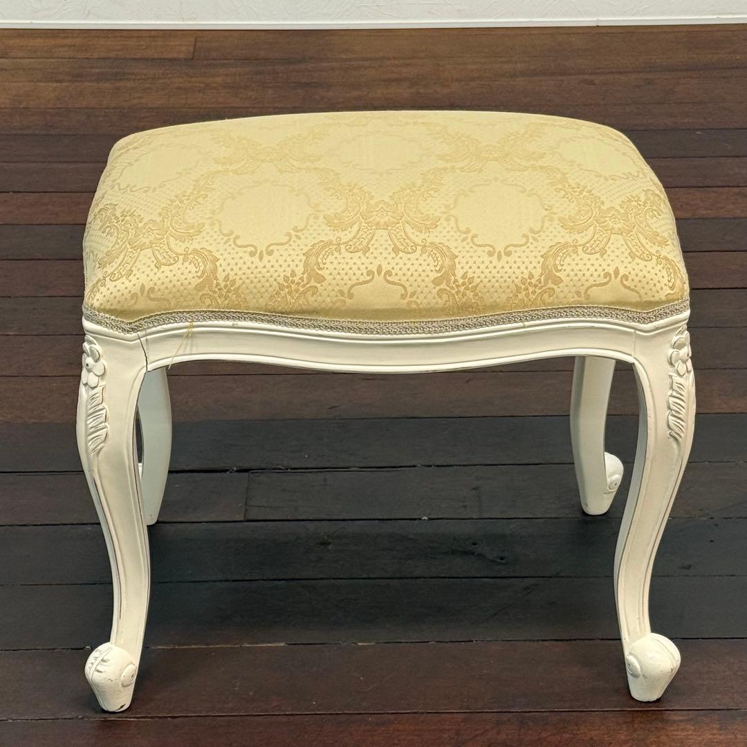 H112K62m クロシオ フランシスカ 猫脚 スツール