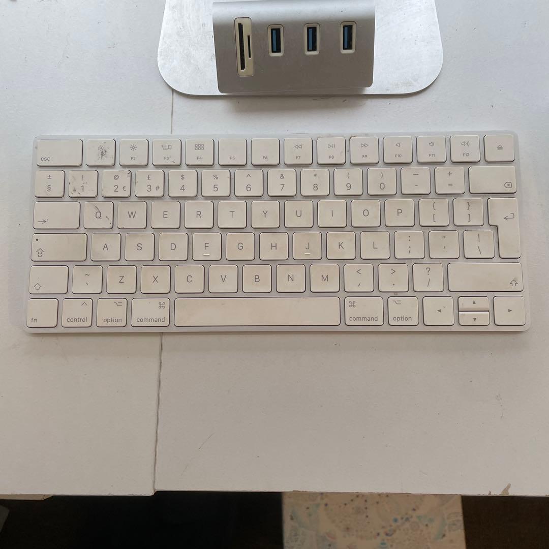 iMac late2012 本体 + キーボード + トラックパッドおまけ付き