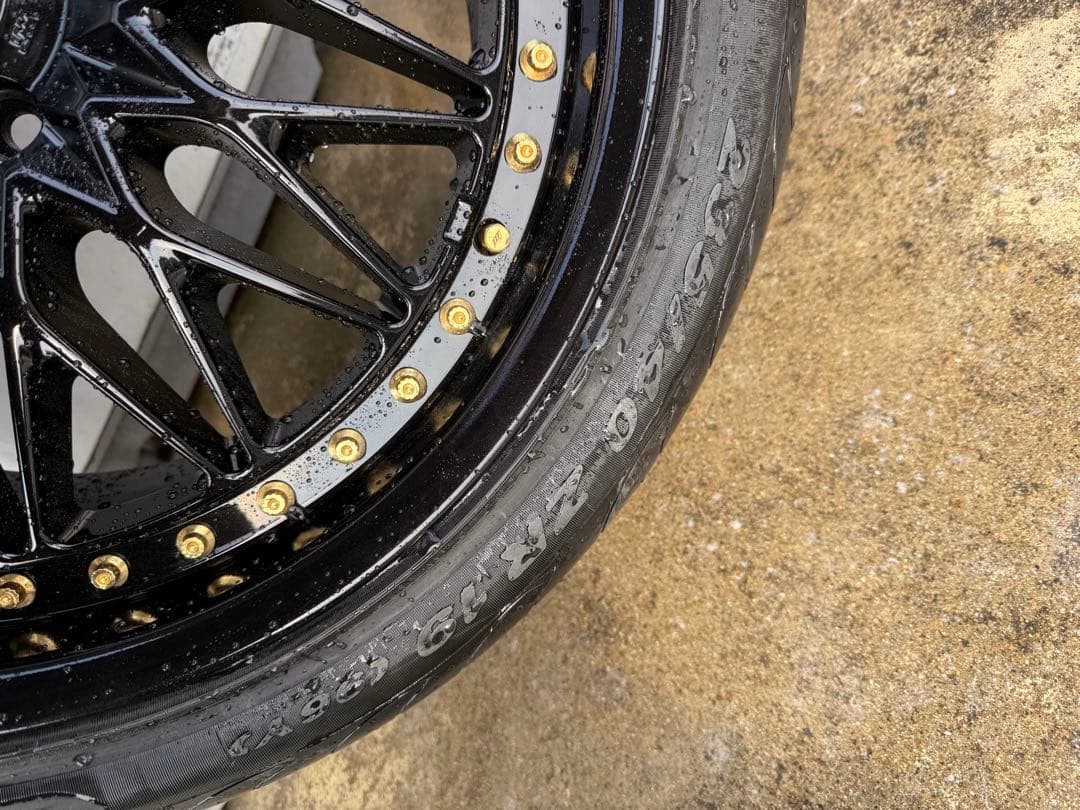 m*i様 【正月限定1万円スタート】WORK VS XV 19インチ