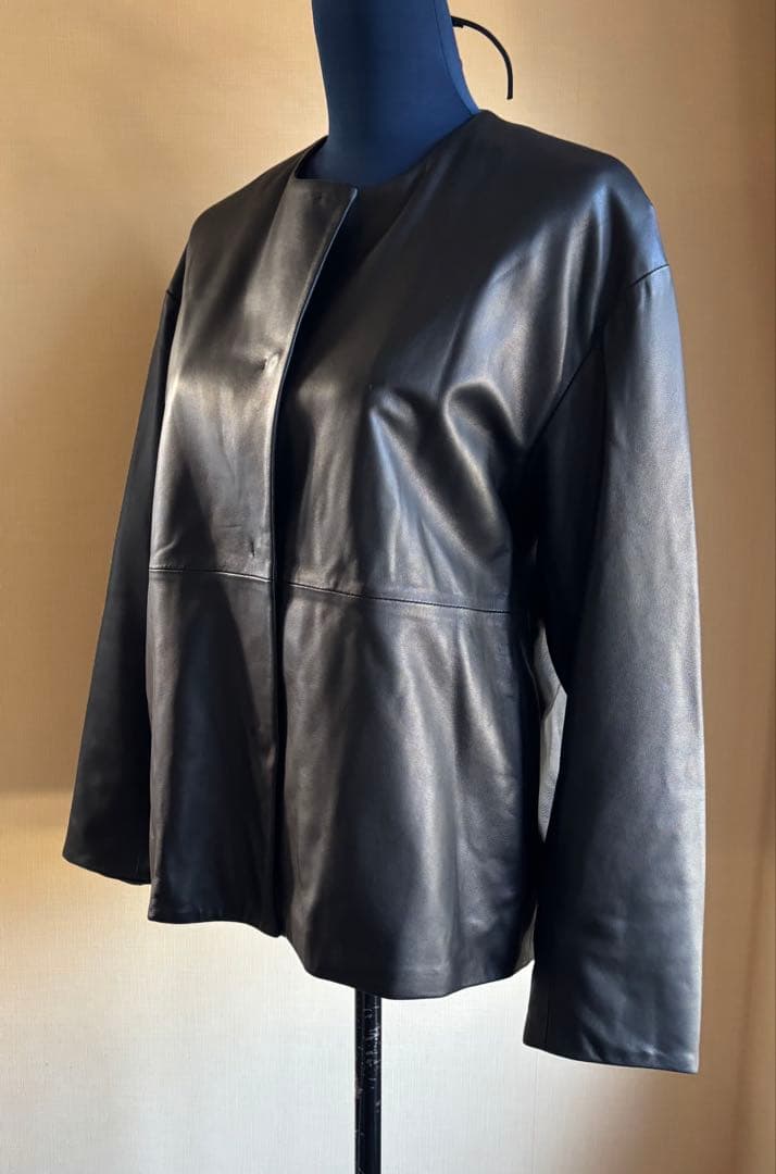 LYBY LYCKA 羊革ノーカラーレザージャケット 11AR ブラック 軽量