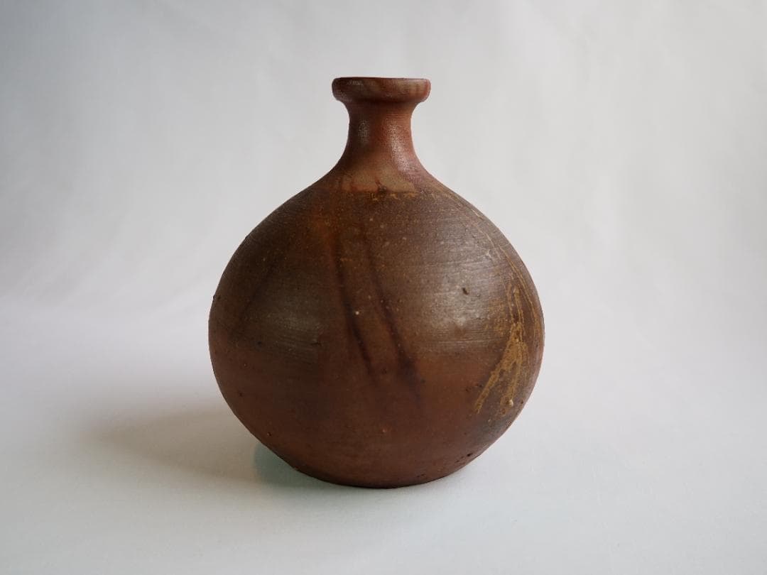 人間国宝【備前焼】伊勢崎淳造『小壺花入』（共箱）