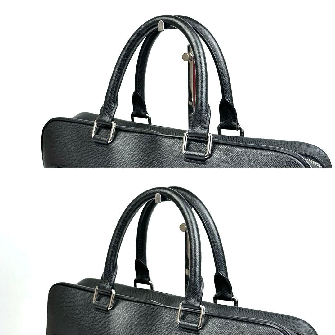 極美品 ルイヴィトン タイガ ポルトドキュマン MM NM M30643 レザー