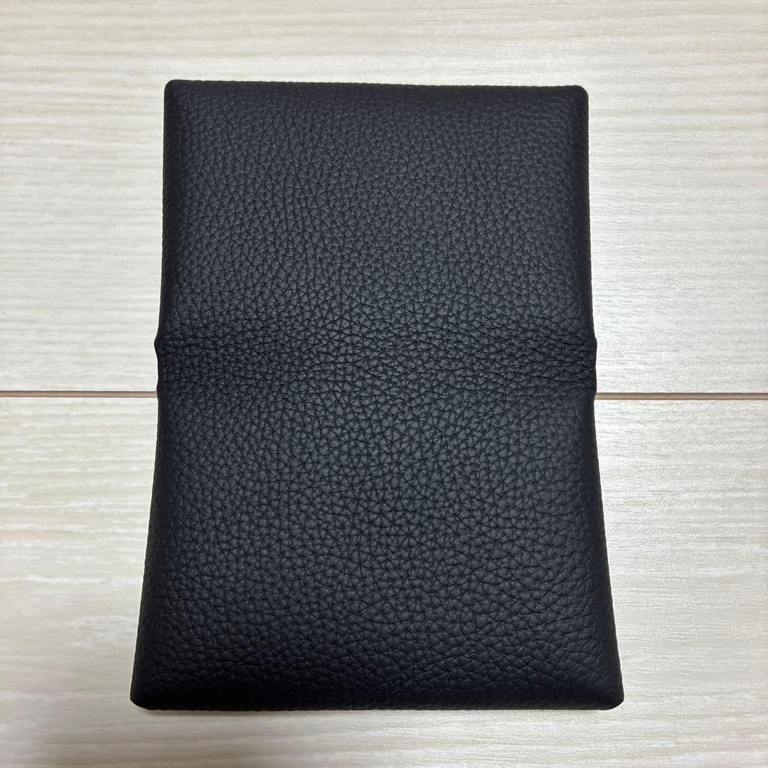 二つ折り名刺入れ