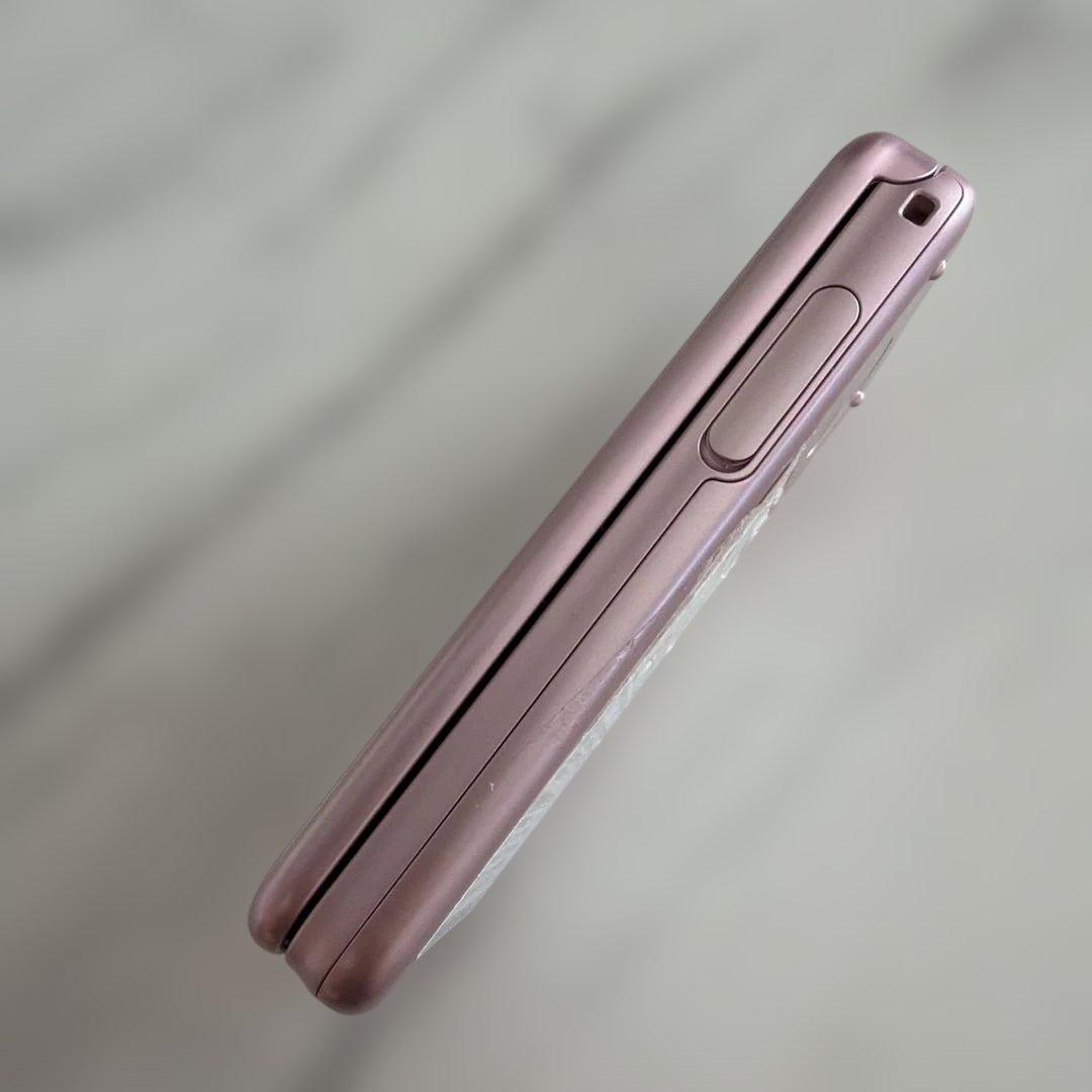 docomo ドコモ らくらくホン F-01M