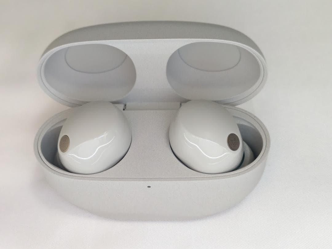 【美品】 WF-1000XM5 プラチナシルバー