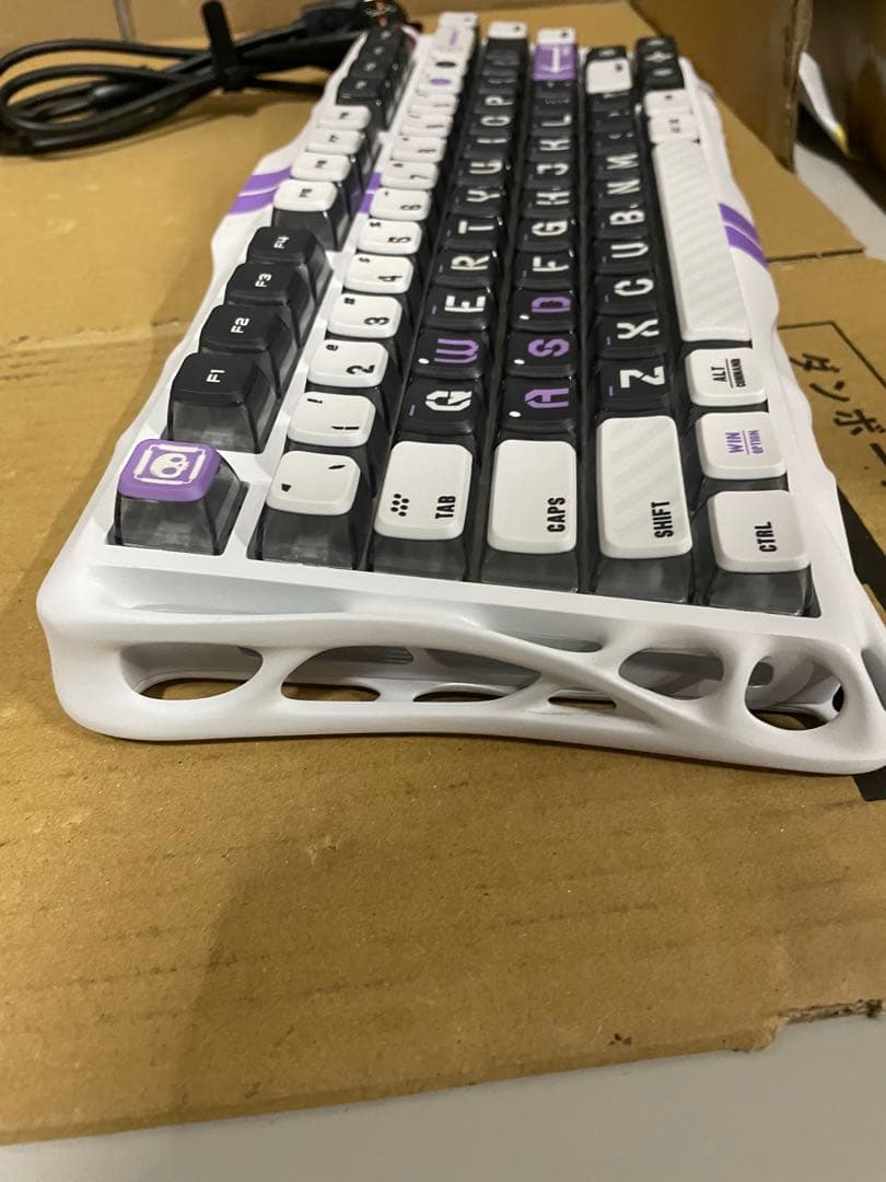 GravaStar Mercury V75 キーボード テンキーレス ホワイト