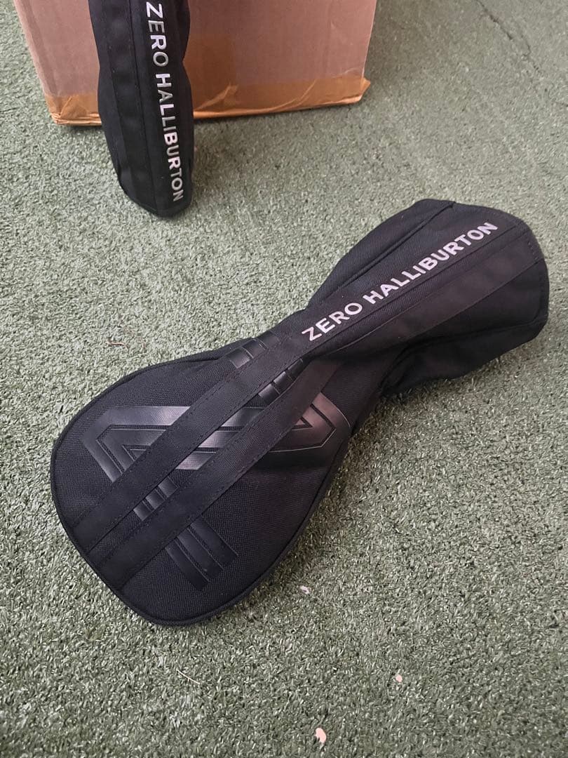 ゼロハリバートン キャディバッグ　ヘッドカバー　セット