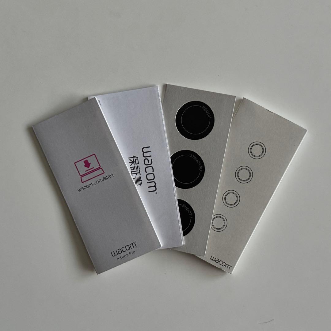 Intuos Pro Medium PTH-660/K0 ブラック