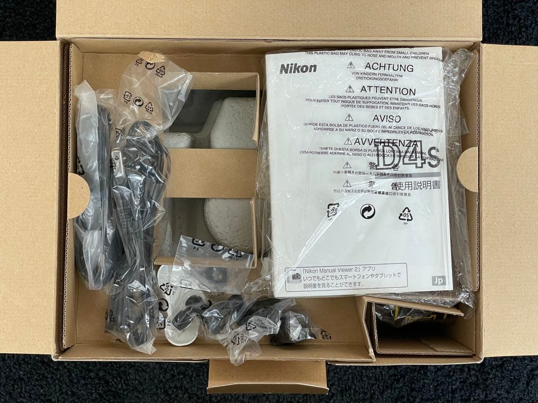 デジタルカメラ Nikon D4s