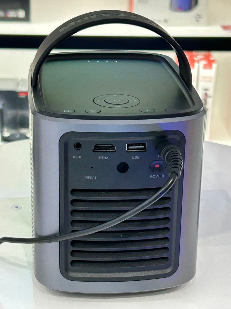 アンカーNebulaMars3 AirGoogleTV搭載モバイルプロジェクター