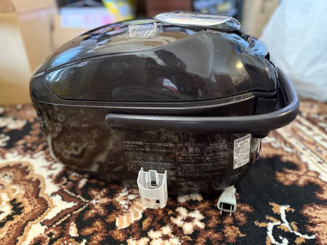 【中古美品】象印 NP-ZG18 炊飯器 圧力IH 一升炊き ZOJIRUSHI