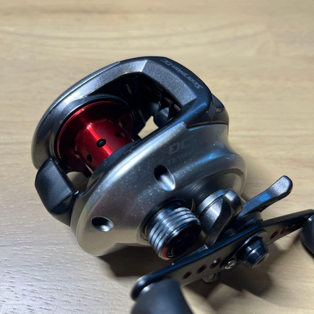 SHIMANO ベイトリール スコーピオンDC 右ハンドル