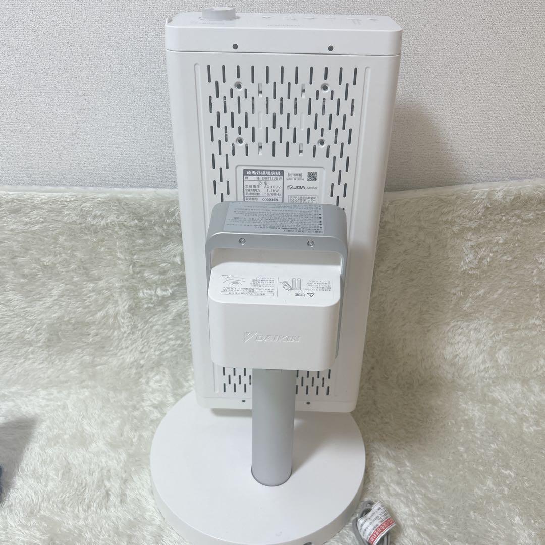 動作OK DAIKIN 電気ヒーター　 2018年製 ERFT11VS-W