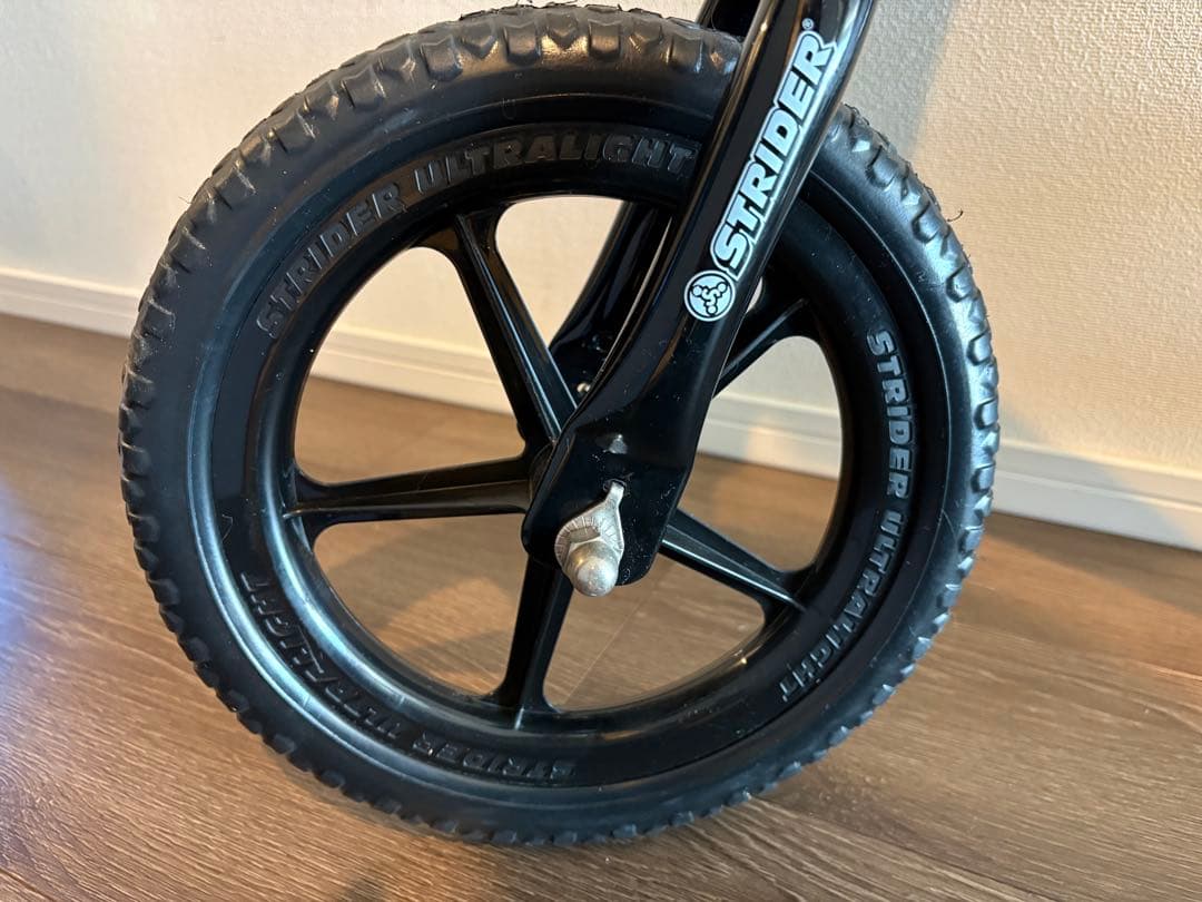 STRIDER バランスバイク グリーン