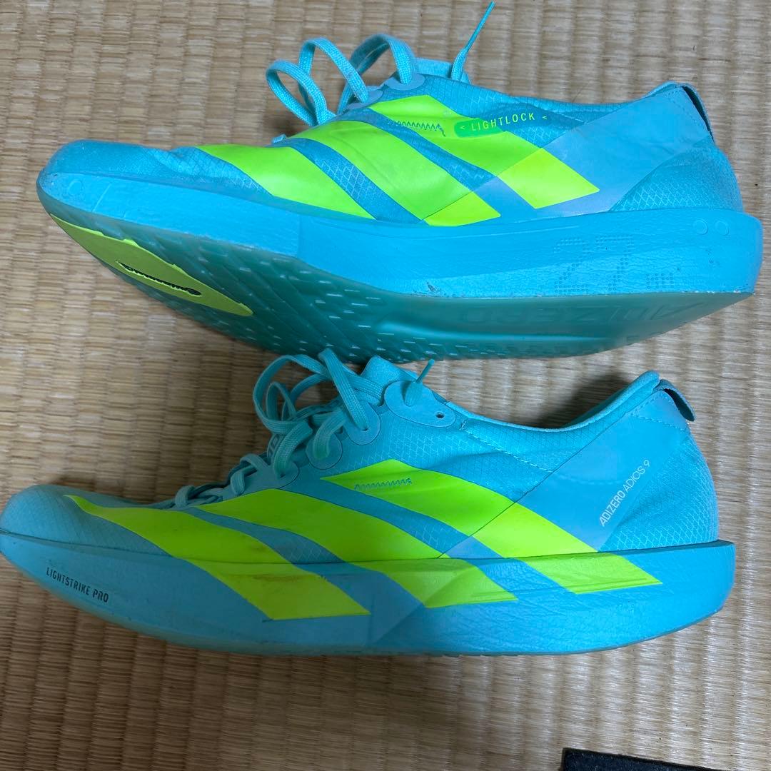 アディダス　アディゼロ ジャパン9