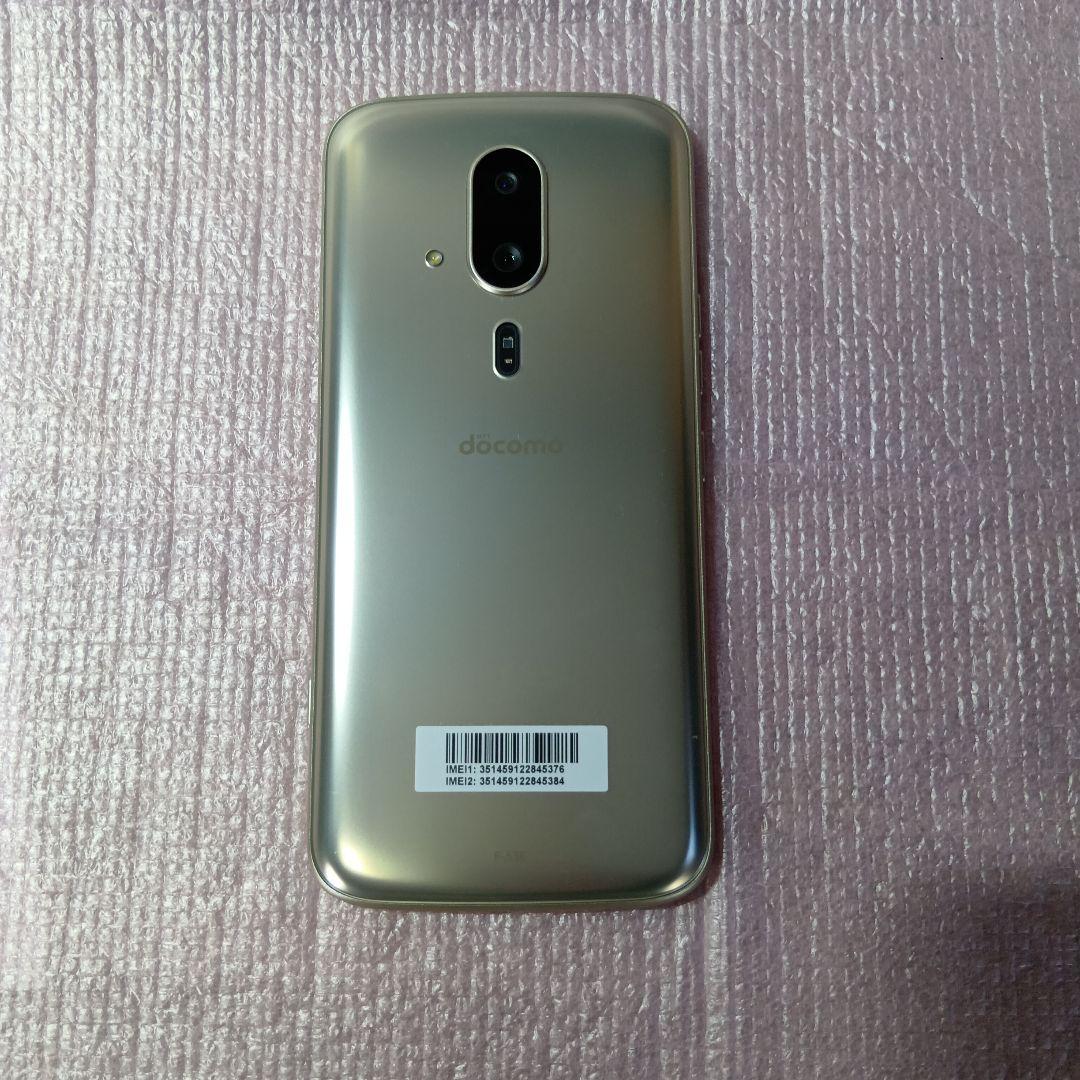 未使用 docomo らくらくスマートフォン F-53E ゴールド