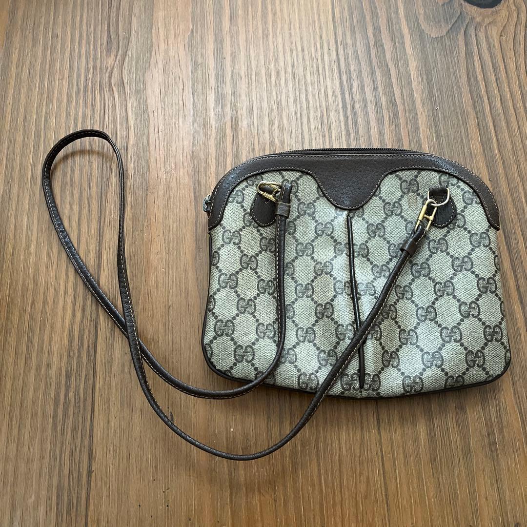 グッチ　ショルダーバック